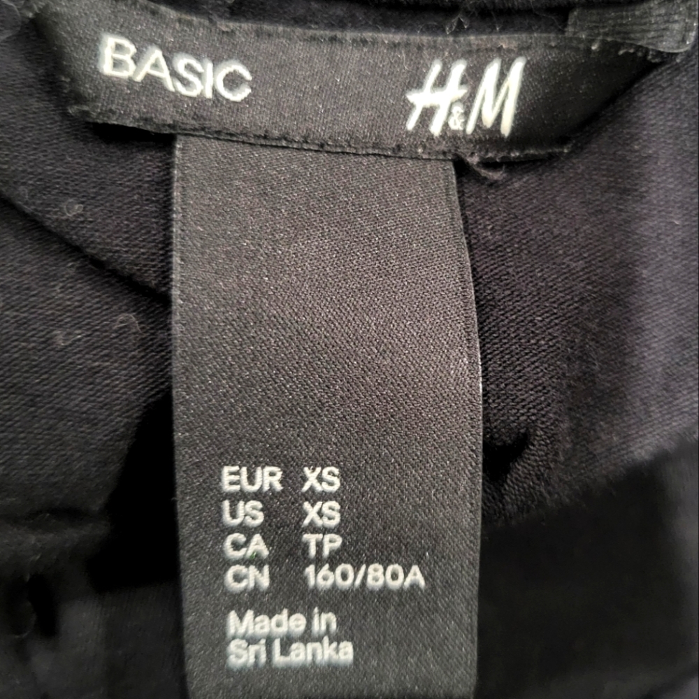 H&M Basic Black Bodycon Scoop Neck Dress Size XS - Picture 3 of 4